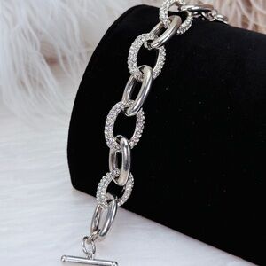 Vintage Aged Silvertone bling chunky chain toggle closure bracelet